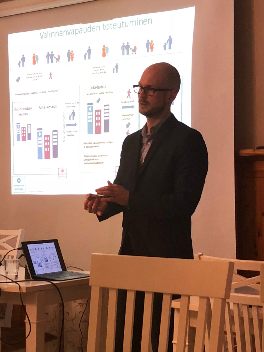 344455E9-E616-49FB-B523-C807A0EAC349